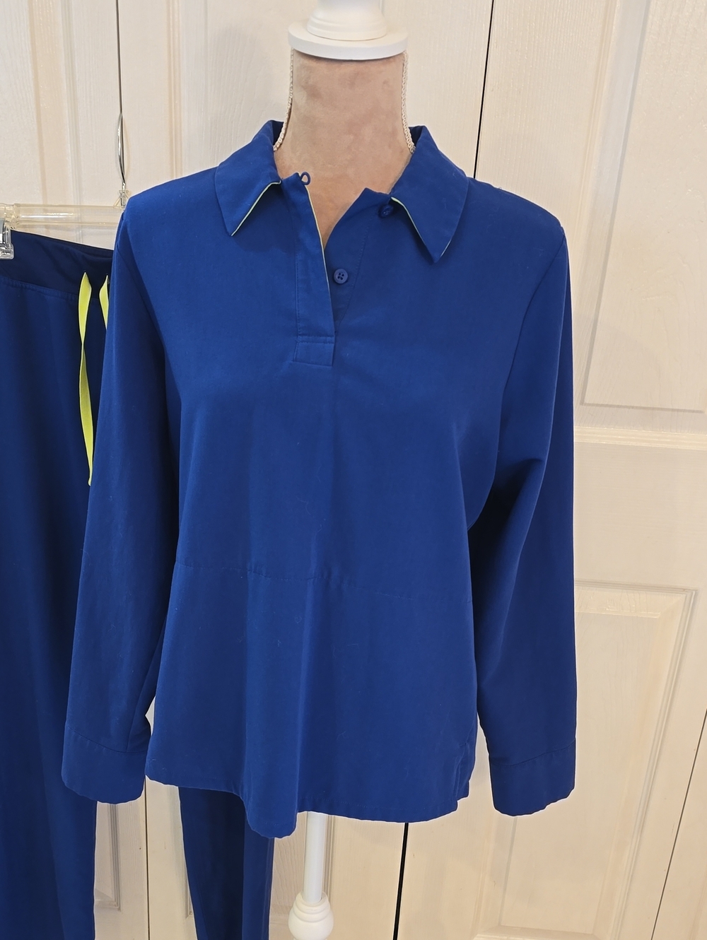 Figs Royal Blue Long-Sleeve Collared Top And Bottoms Size Medium